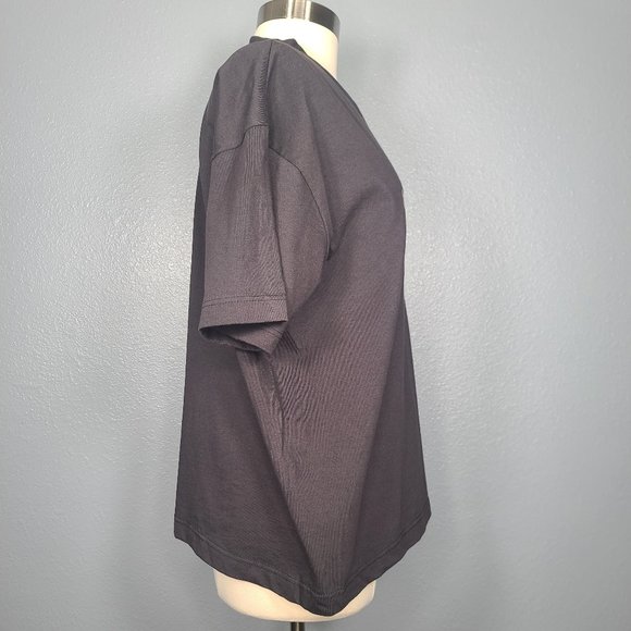 VTG Embroidered Guess Short Sleeve V-Neck T Shirt - Picture 6 of 10